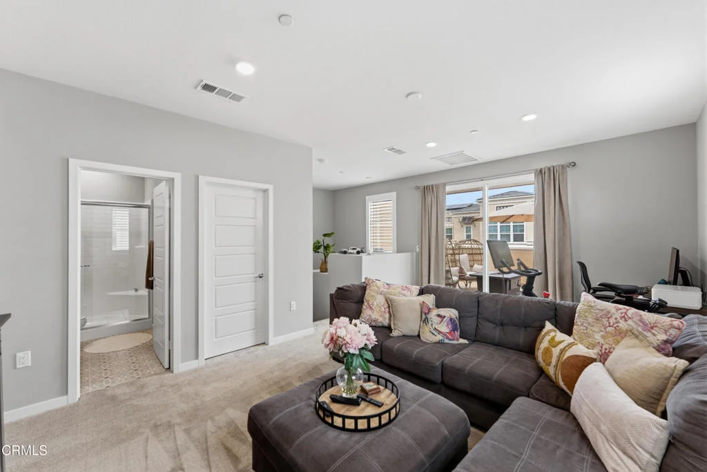 Photo of 643 Winchester Drive