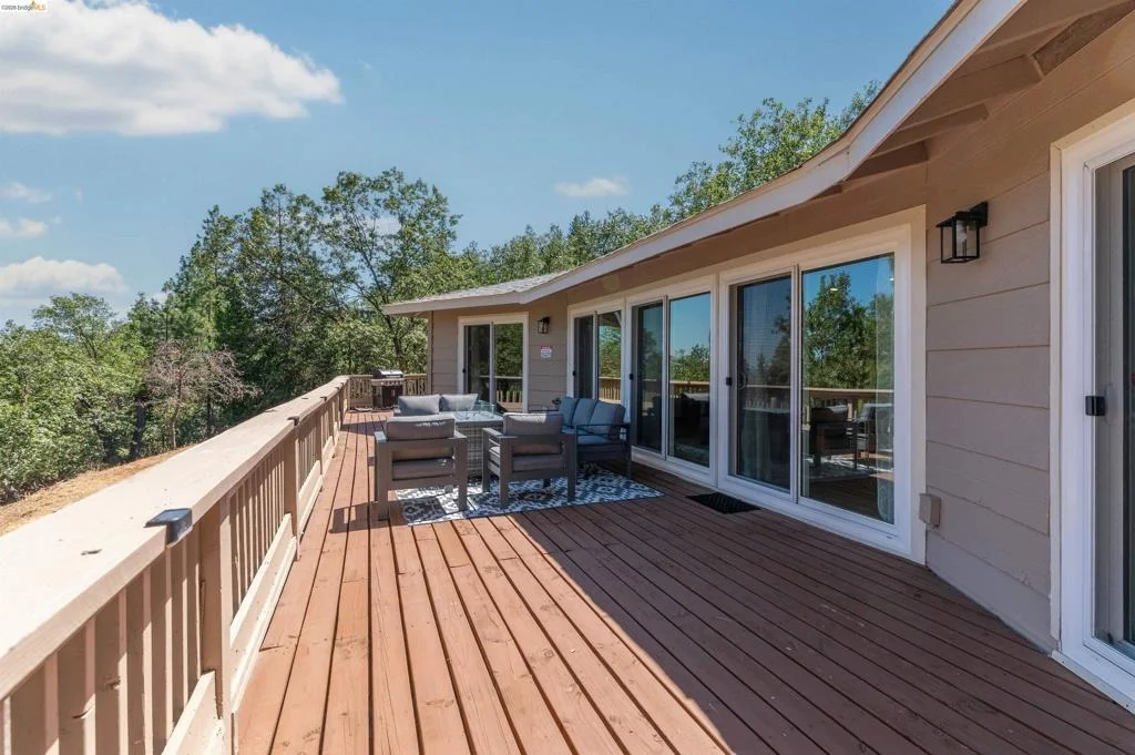 Photo of 23984 Oxbow Ln South