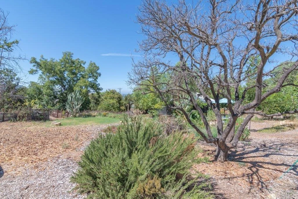 Photo of 5741 Rainbow Heights Road