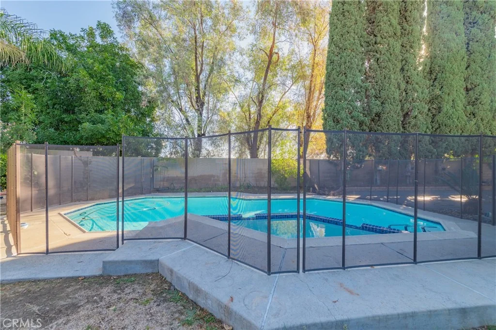 Photo of 21138 Valleyview