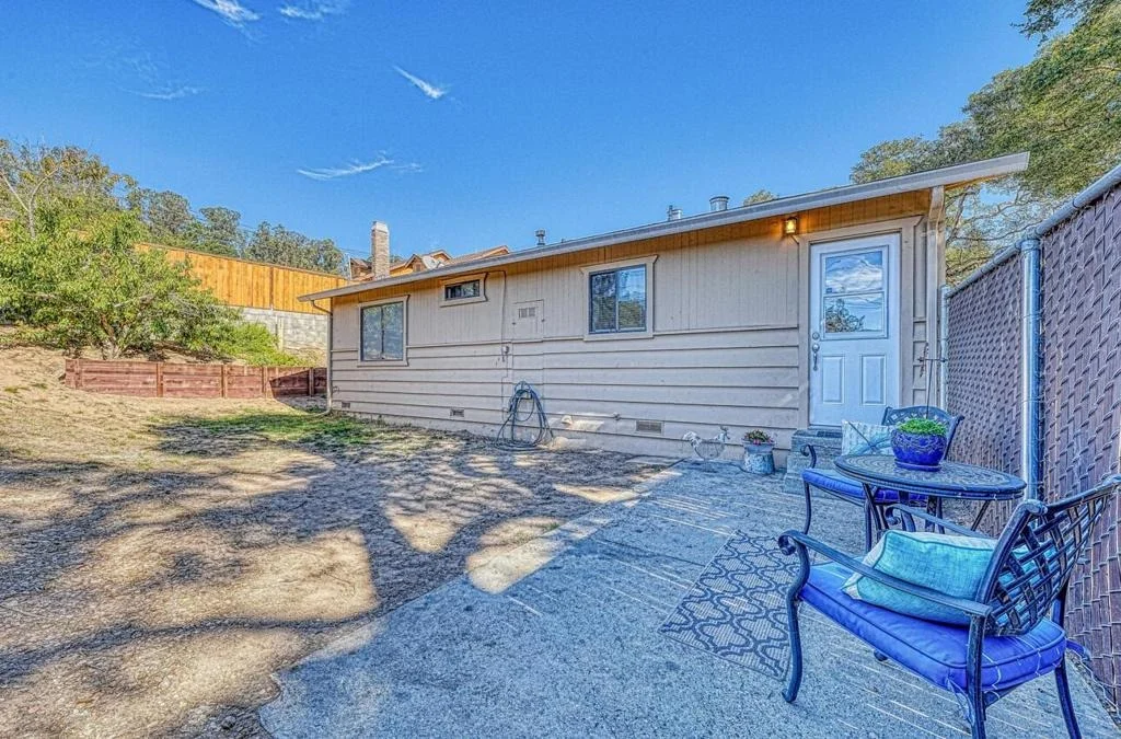 Photo of 7695 Pine Tree Way