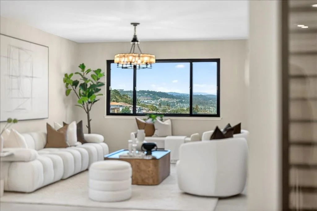 Photo of 1550 Winding Way