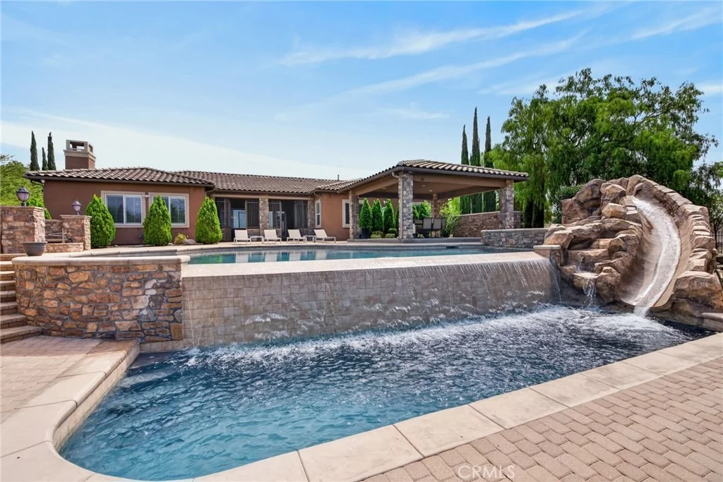 Photo of 540 Mountain House