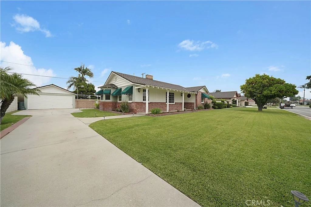 Photo of 7831 Farm Street