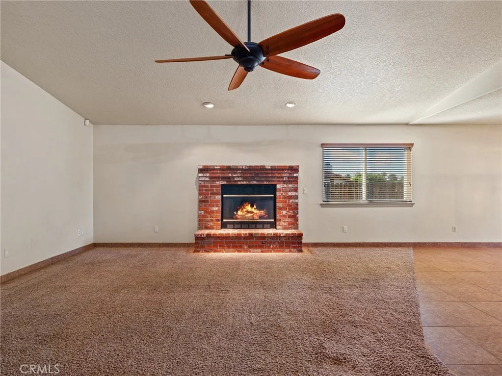 Photo of 15850 Elcona