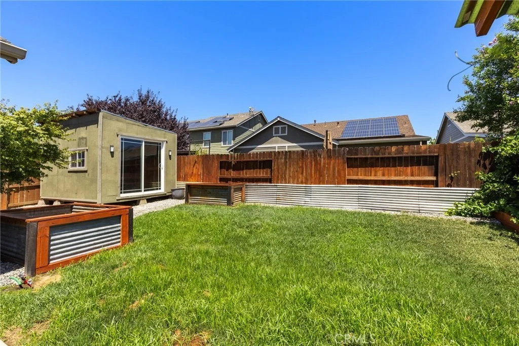 Photo of 2970 Eaton