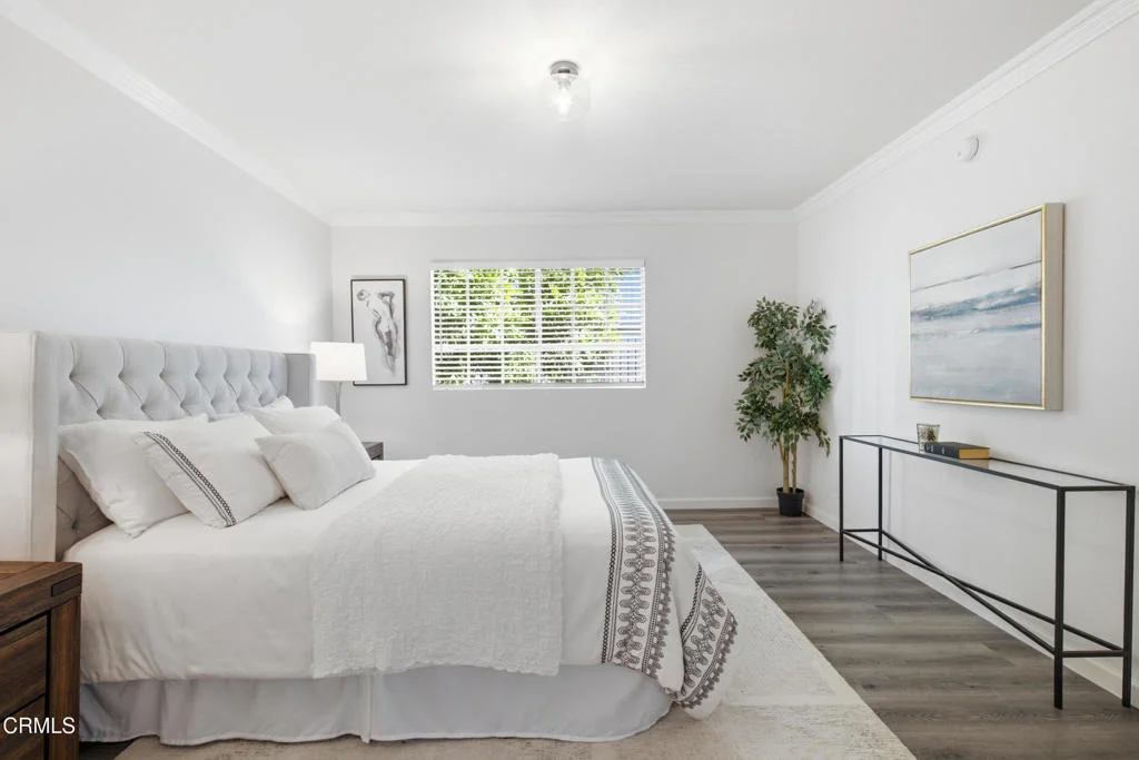 Photo of Unit 7 at 10274 Tujunga Canyon Boulevard