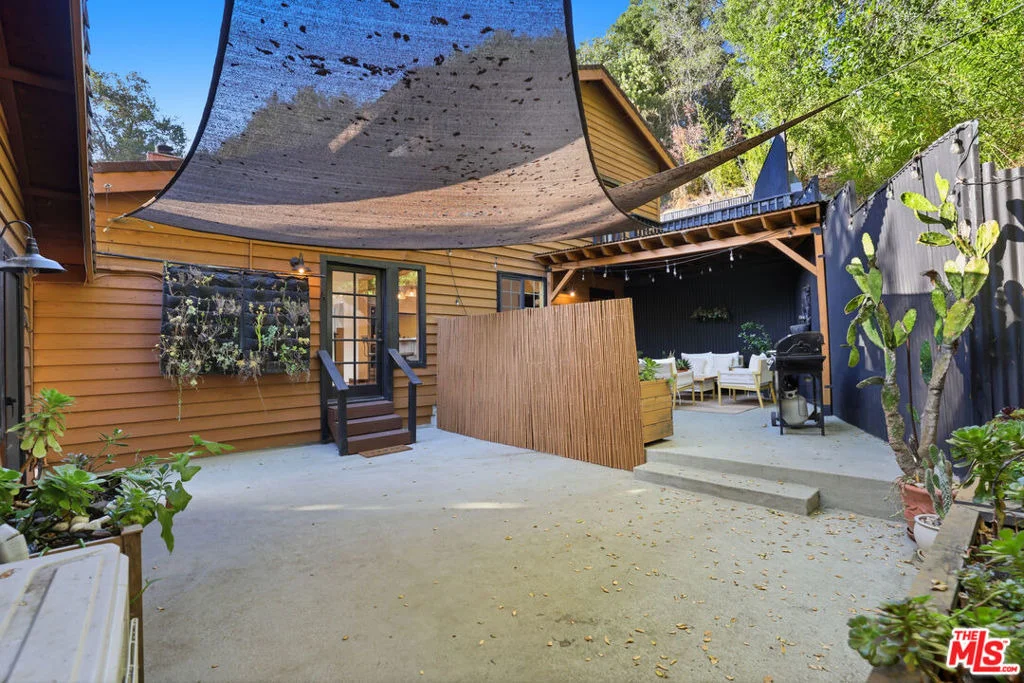 Photo of 178 Muerdago Road