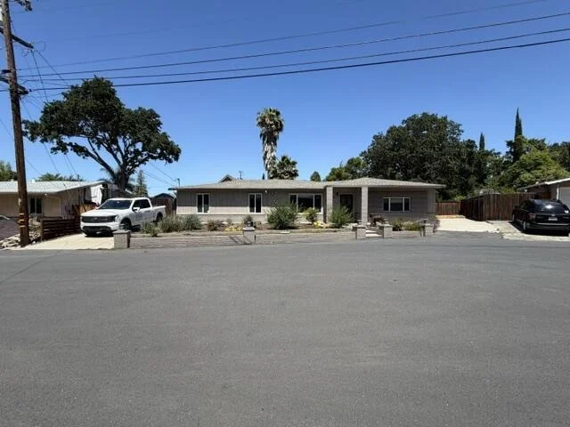 Photo of 3225 Sheffield Place