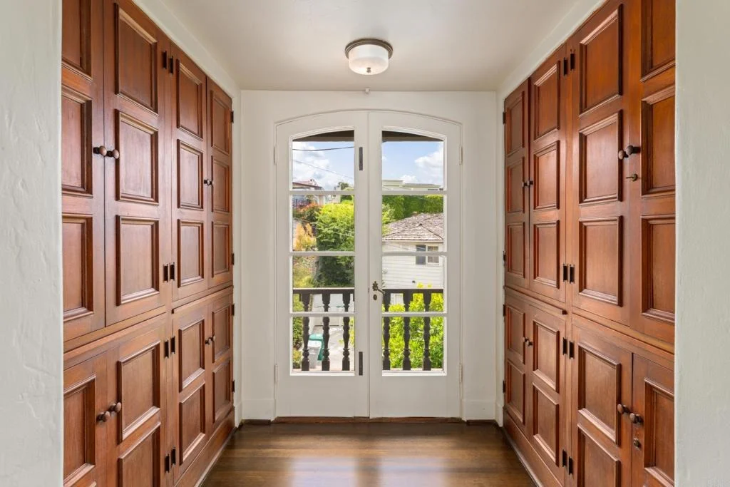 Photo of 1406 La Jolla Knoll