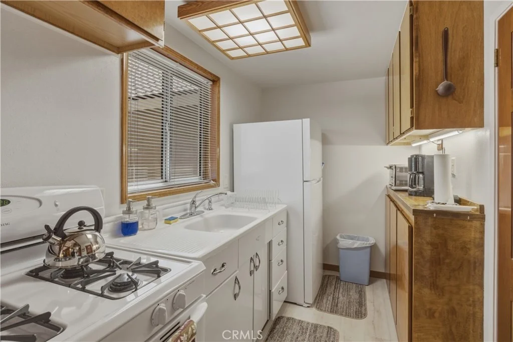 Photo of 22980 Crest Forest