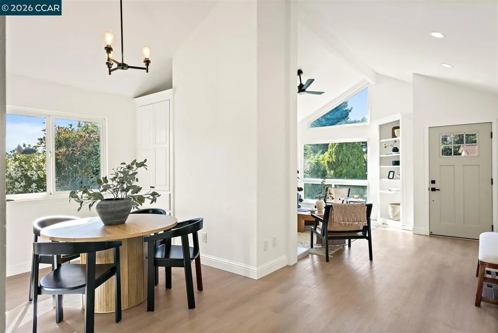 Photo of 1316 Pineview Ln