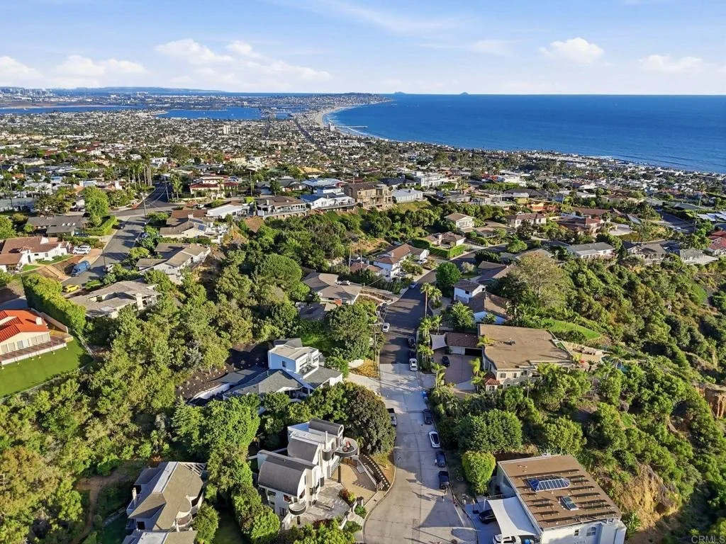 Photo of 6105 Avenida Chamnez