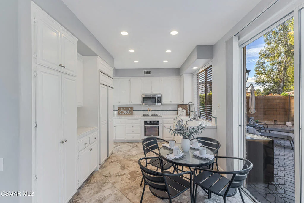 Photo of 3969 Sunsetridge Road