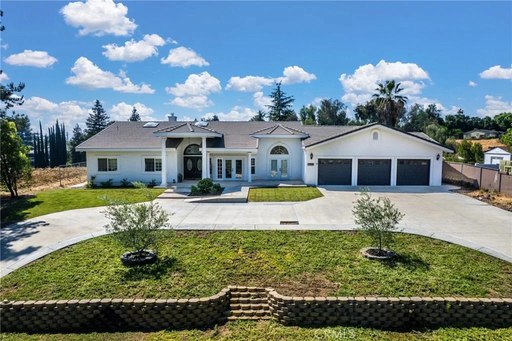 Photo of 12908 South Lane