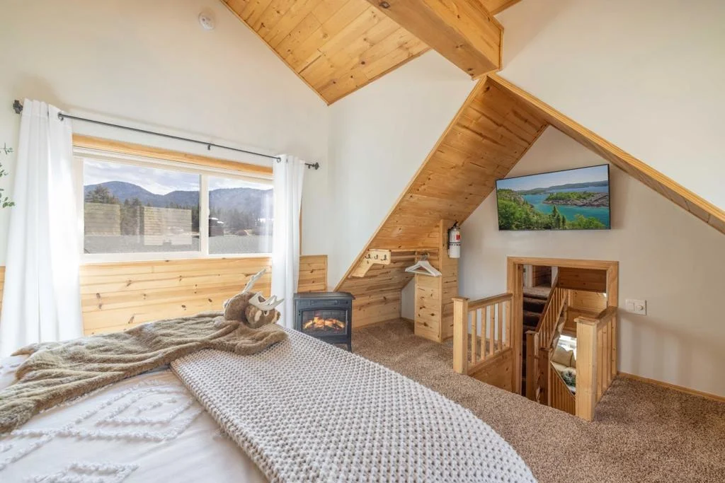 Photo of 42948 Moonridge Road