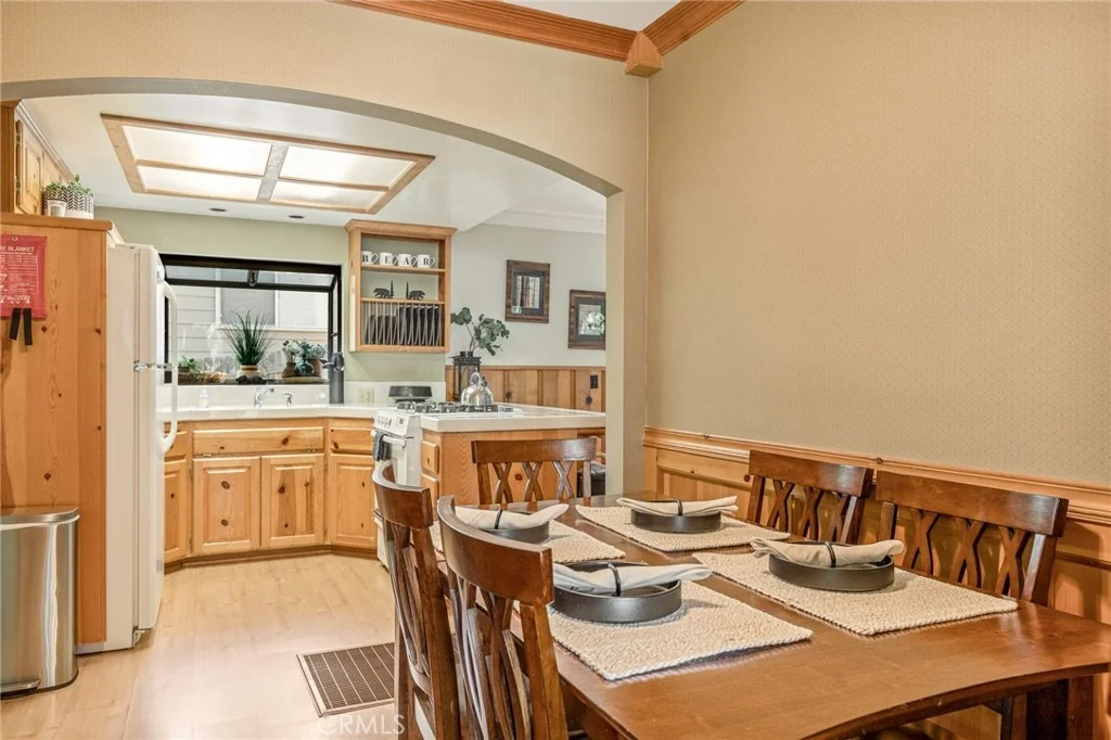 Photo of 380 Hemlock