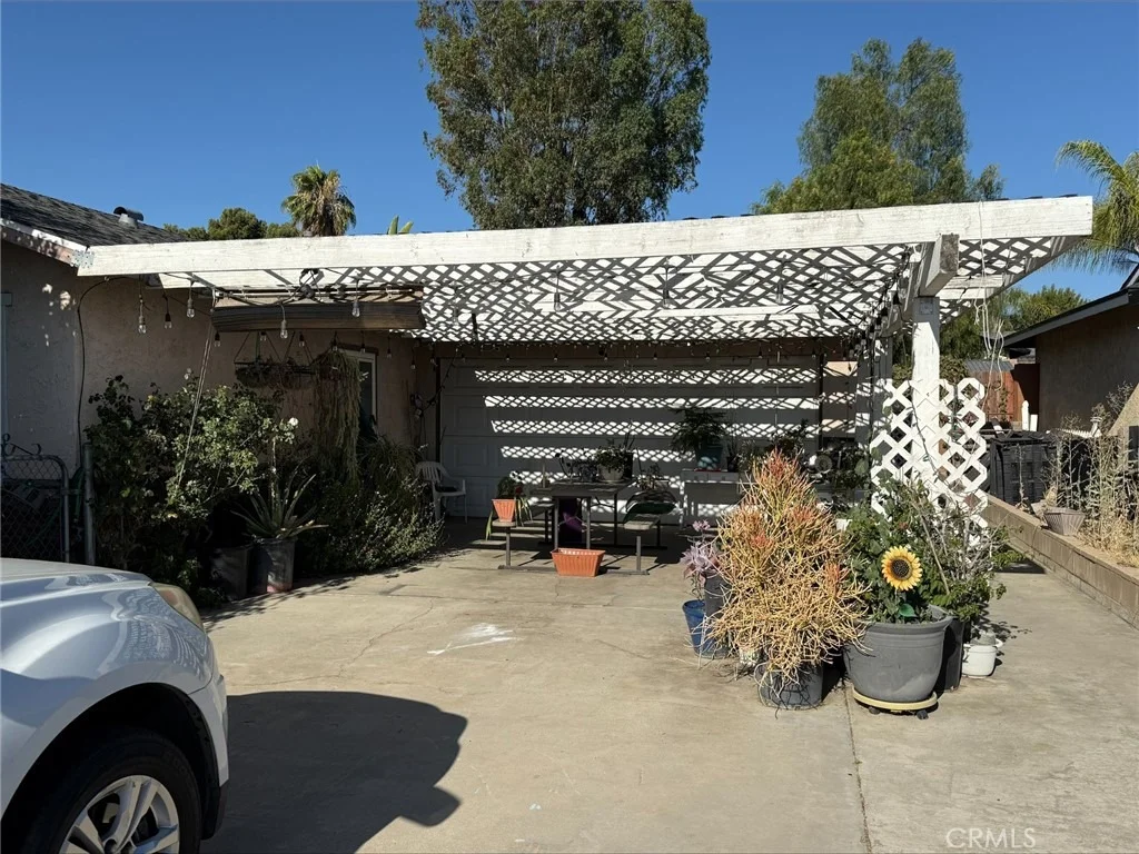 Photo of 940 Marlyce