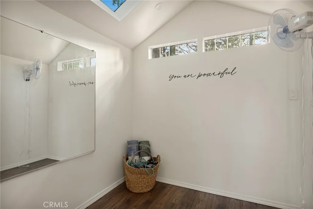Photo of 39298 Willow Landing Road