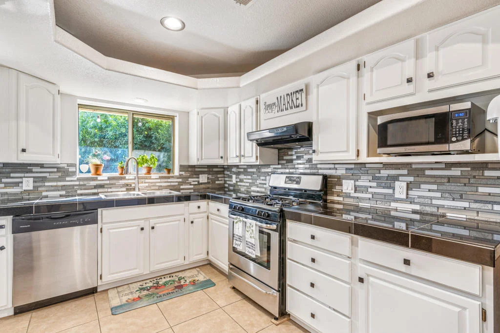 Photo of 52130 Avenida Martinez