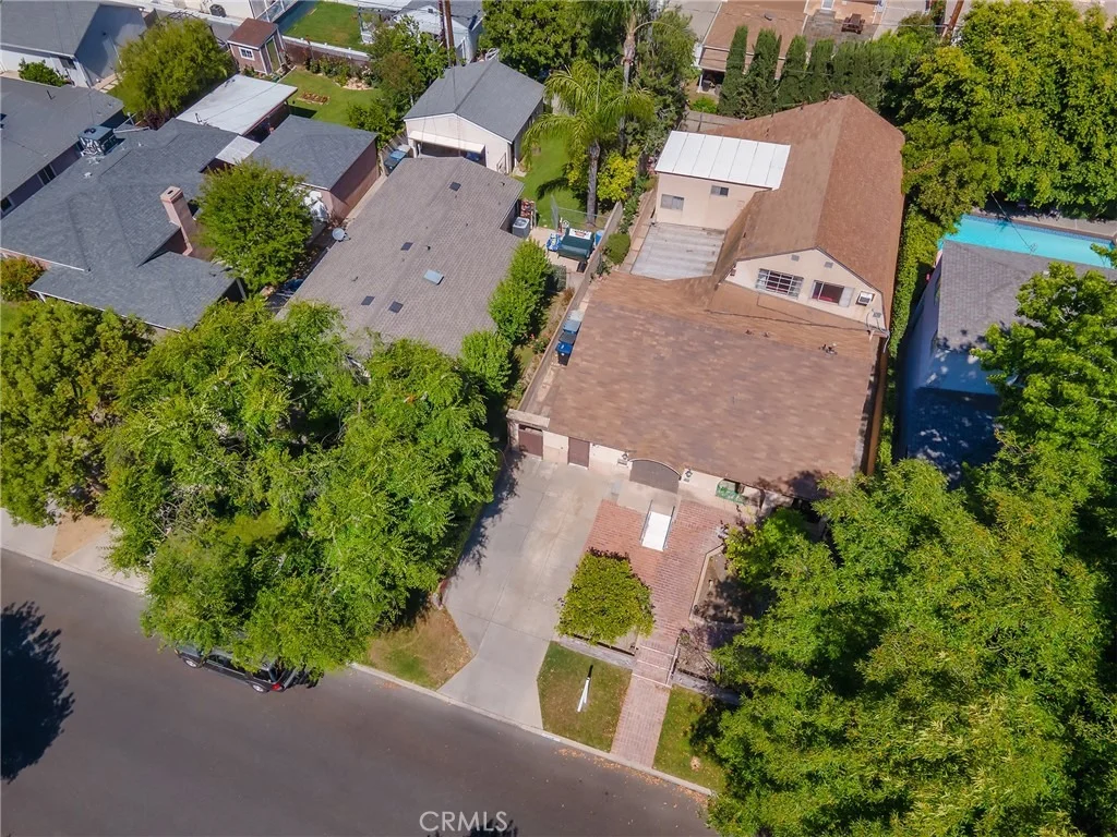 Photo of 836 N Parish Place