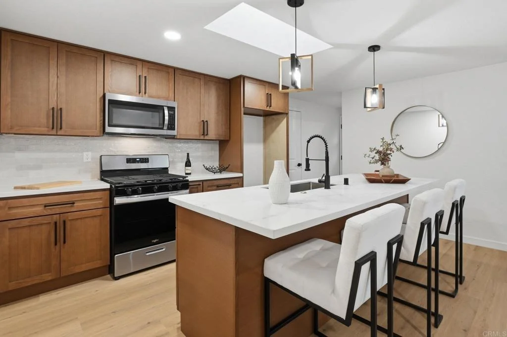 Photo of 1333 Helix Street