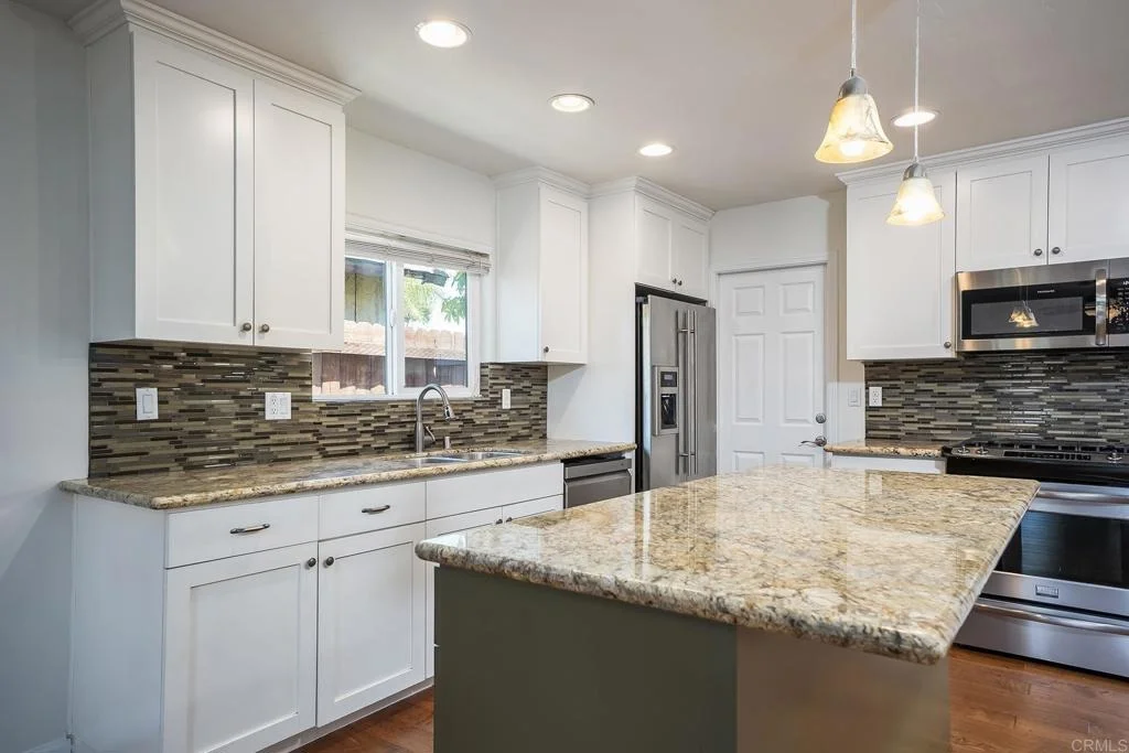 Photo of 9439 LAKE CANYON RD