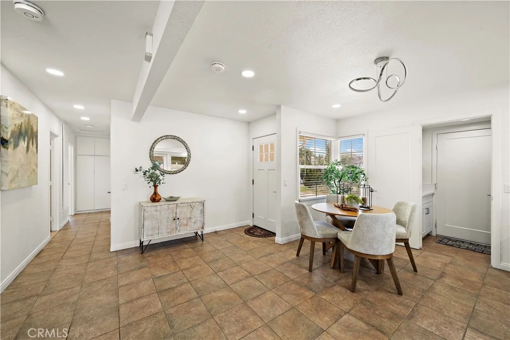 Photo of 590 Traverse Drive