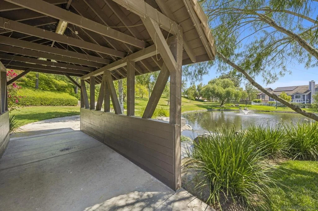 Photo of 901 Rose Arbor Drive