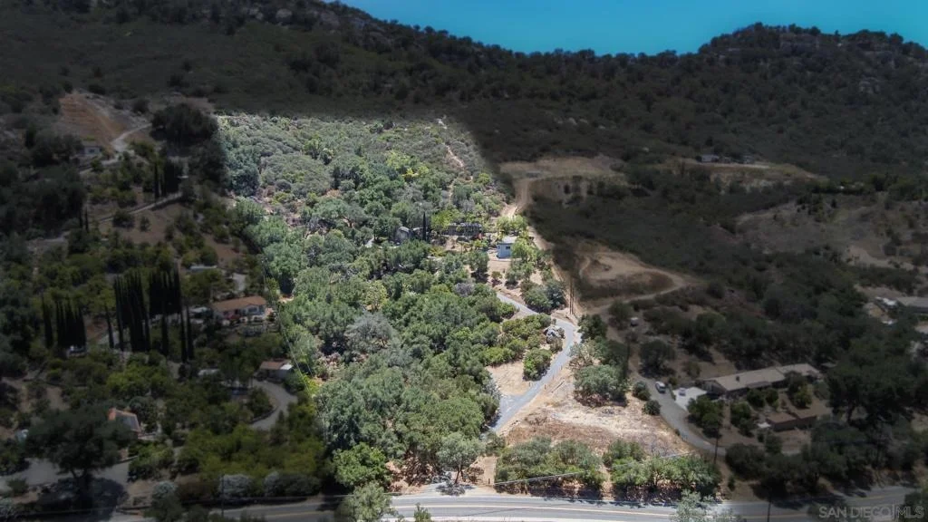 Photo of 14949 Woods Valley