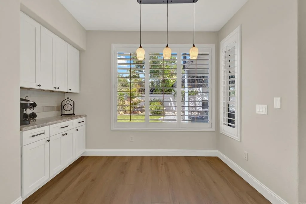 Photo of 948 Honeysuckle Drive