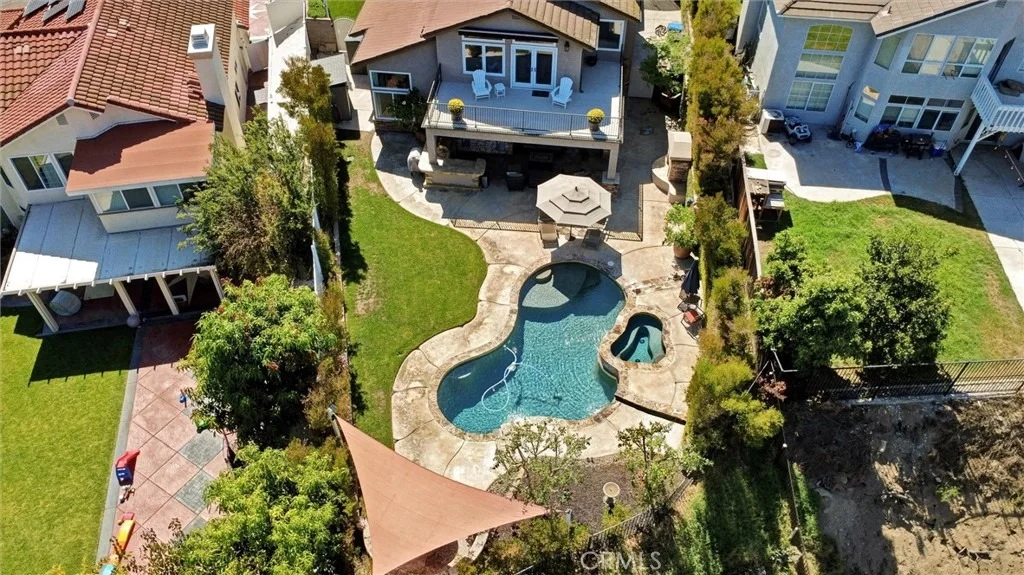 Photo of 445 Somerset Circle