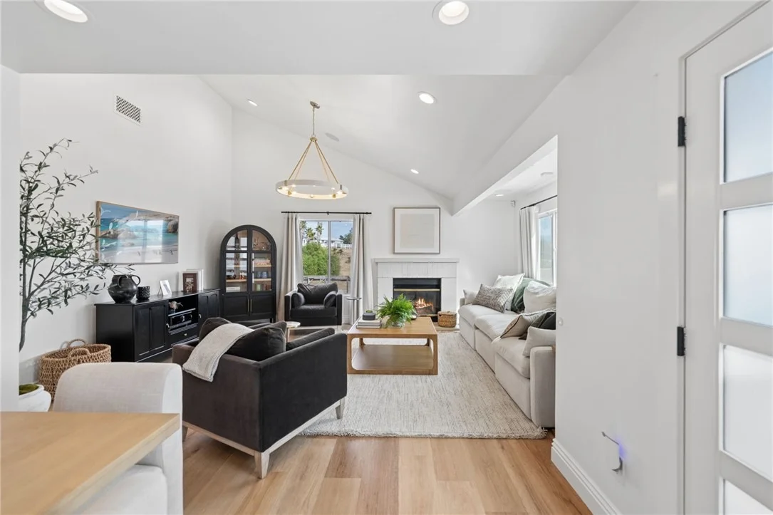 Photo of 40752 Los Amantes Road