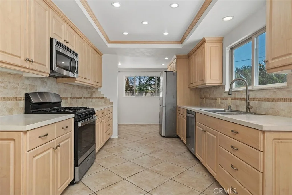 Photo of 21624 Birch Hill