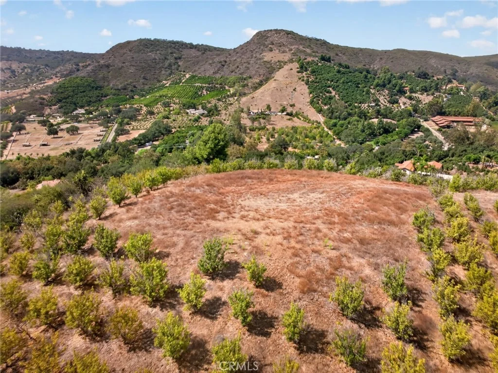 Photo of 16 Terreno