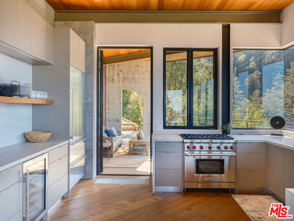 Photo of 47730 Coast Ridge Road