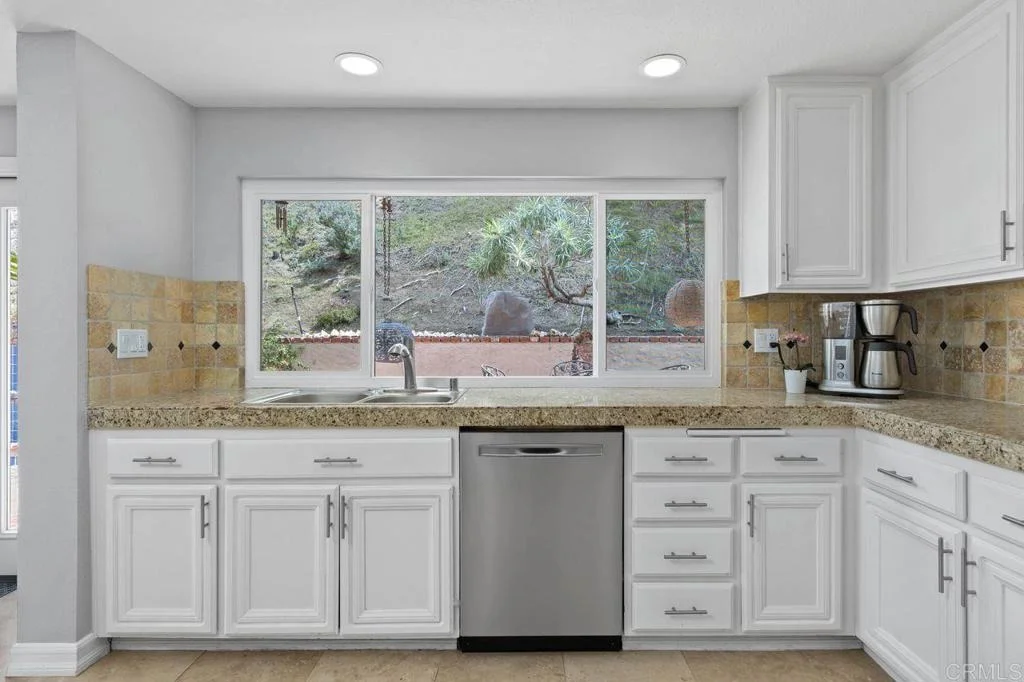 Photo of 1638 Landquist Drive