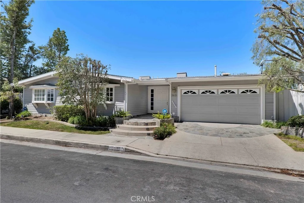 Photo of 3831 Cody Road