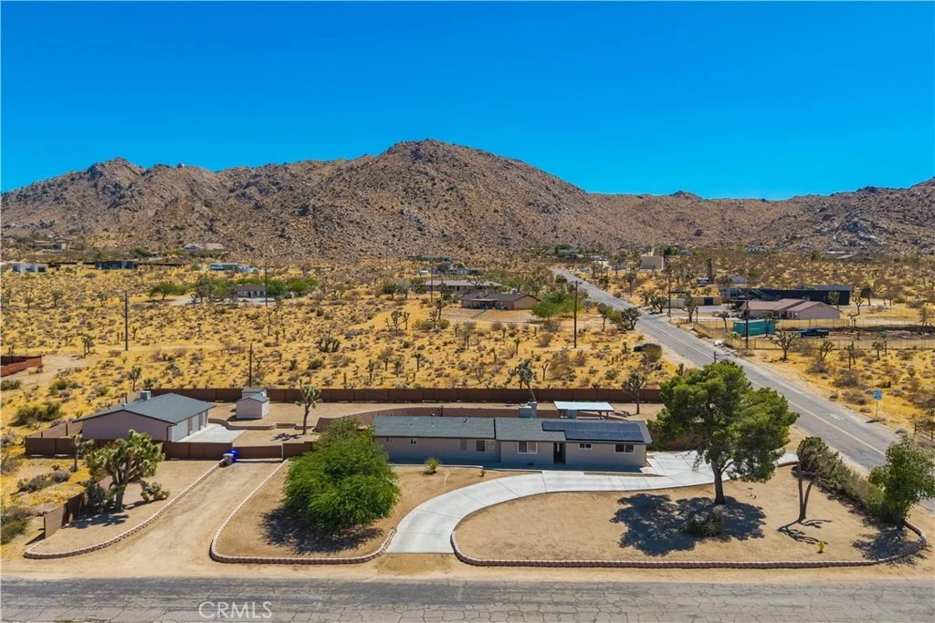 Photo of 60171 Pueblo Trail