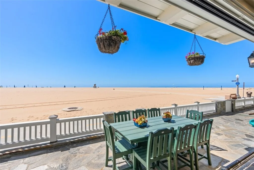Photo of 522 W Oceanfront