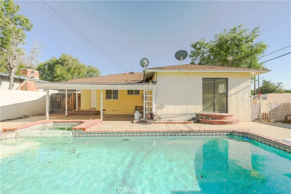 Photo of 1441 Jenner Street