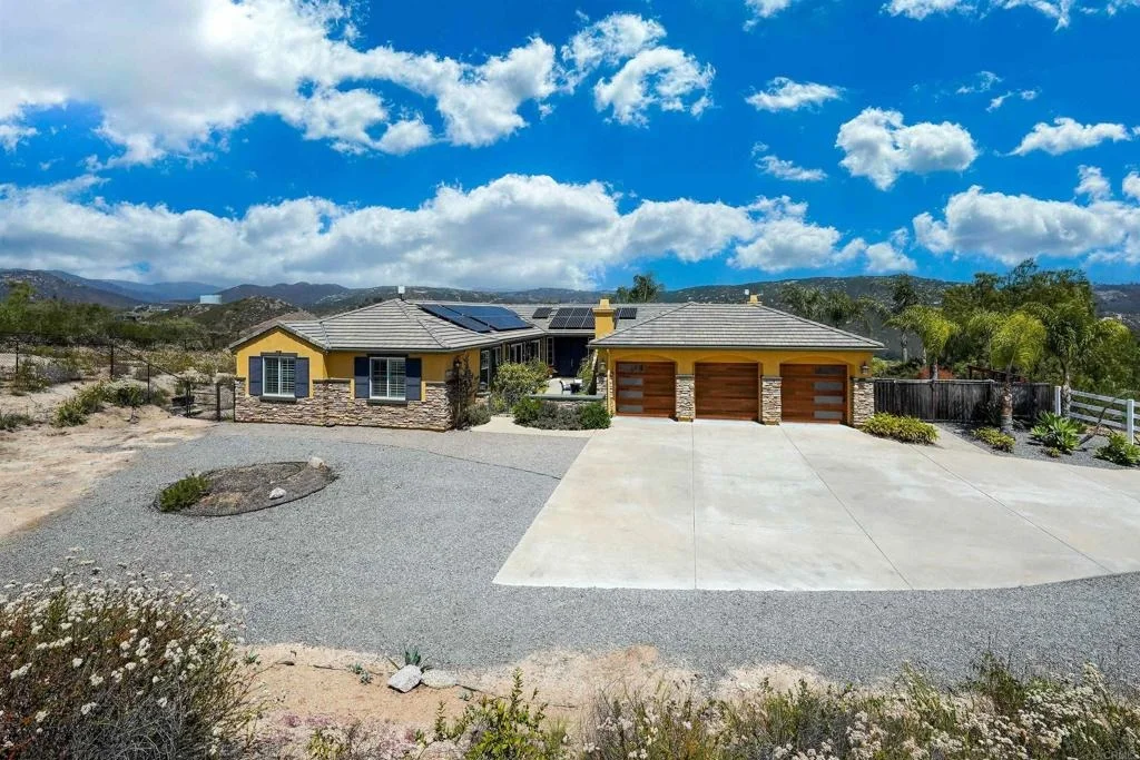 Photo of 22963 Stokes Road
