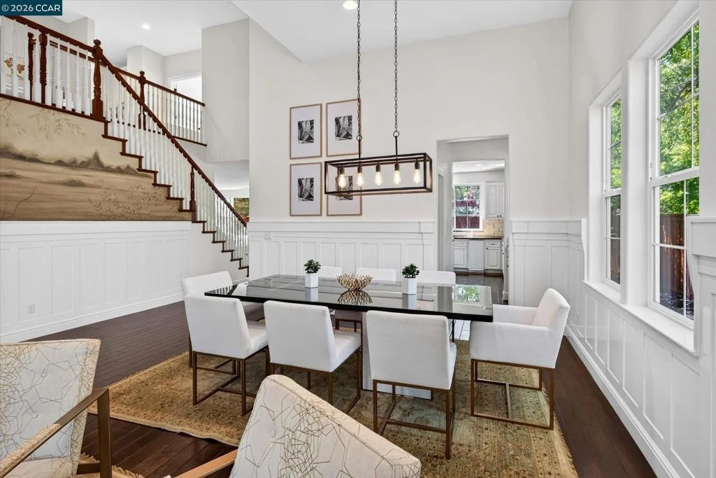 Photo of 3086 Hastings Way