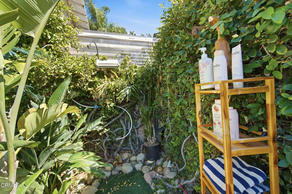 Photo of 2253 Medina Avenue