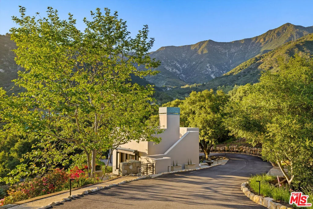 Photo of 892 Toro Canyon Road