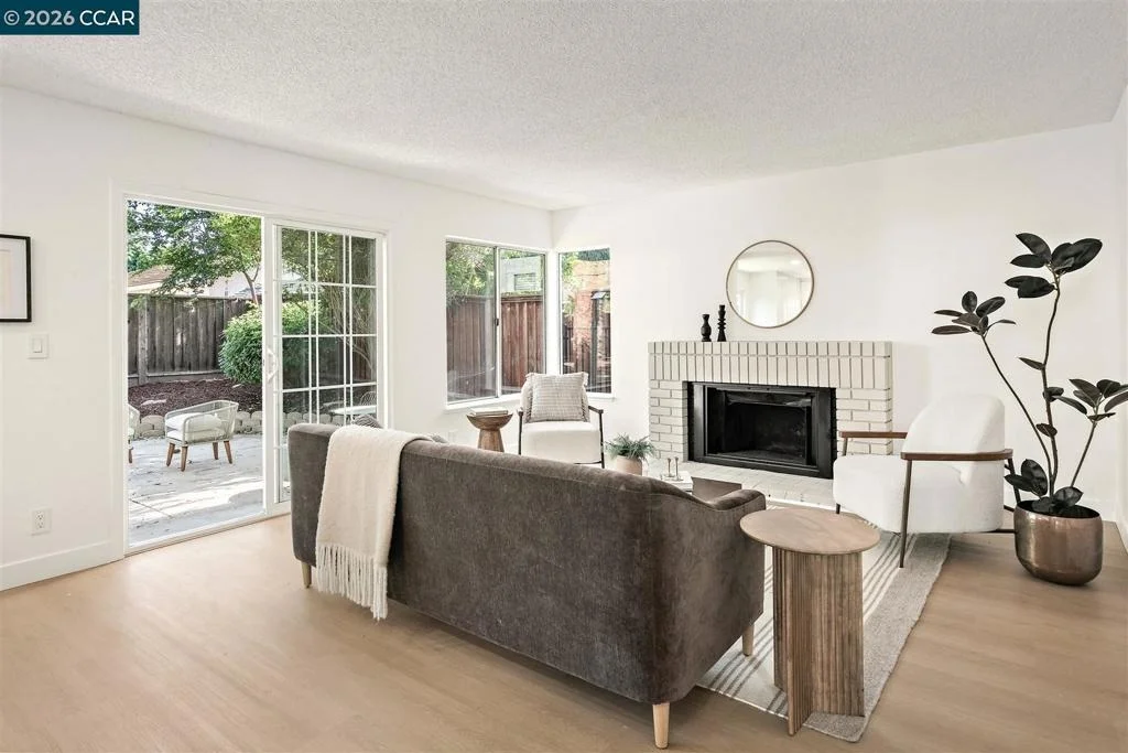 Photo of 1180 Amanda Cir