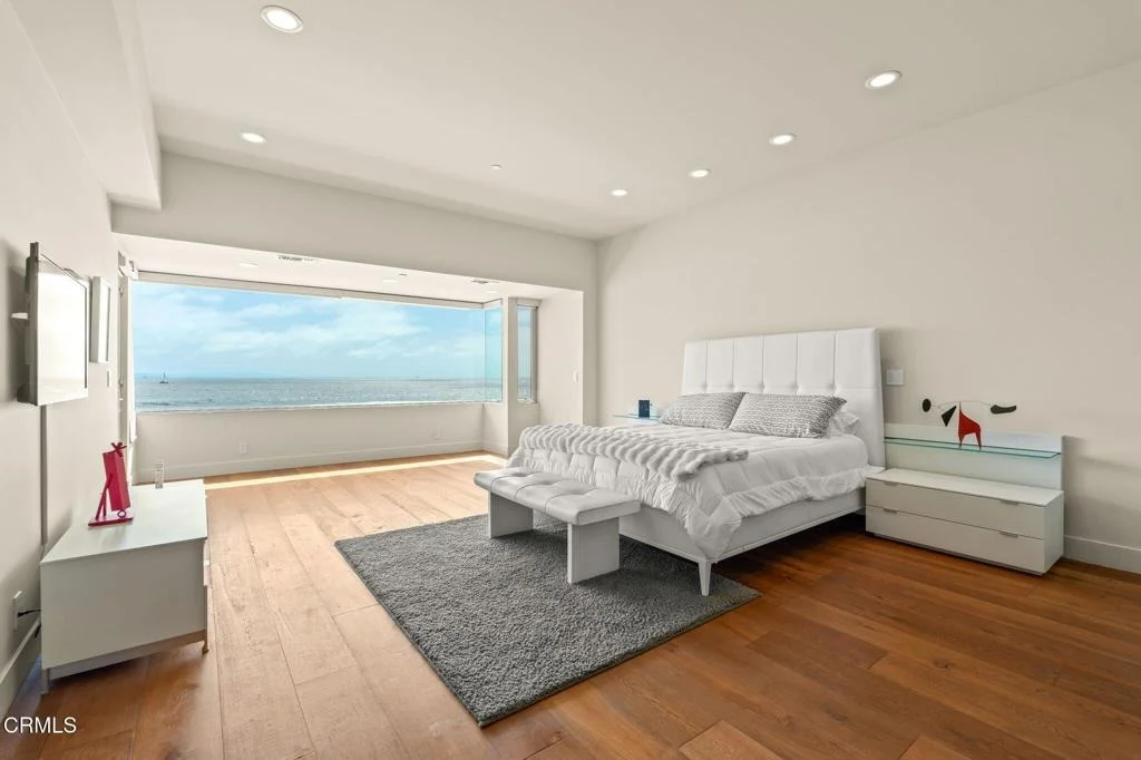Photo of 827 Mandalay Beach Road