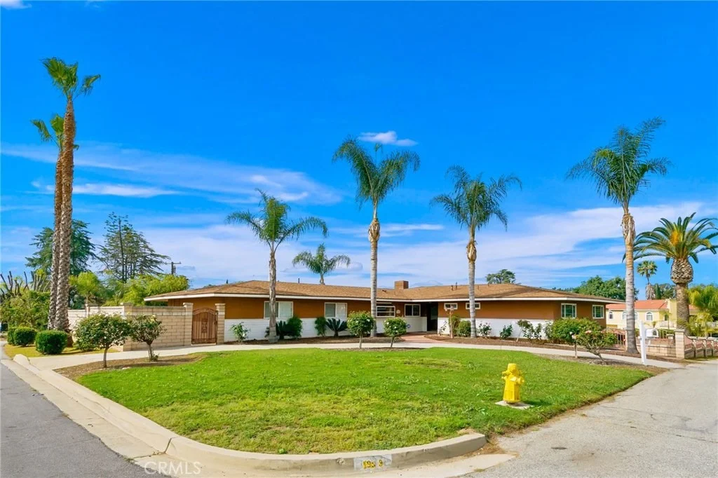 Photo of 19578 E Knollcrest Drive