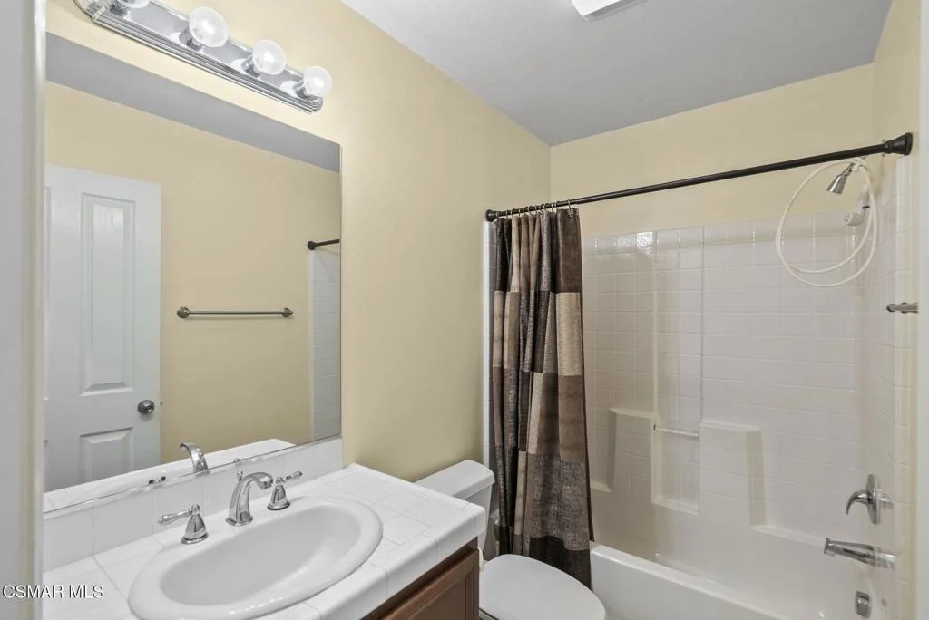 Photo of Unit B at 2980 Campa Way