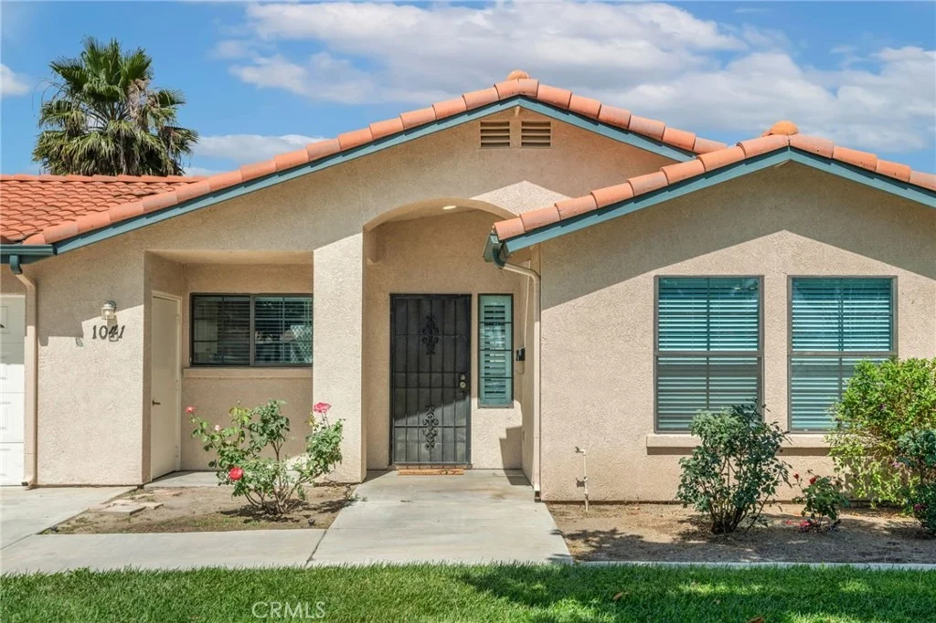 Photo of 1041 Mountain View